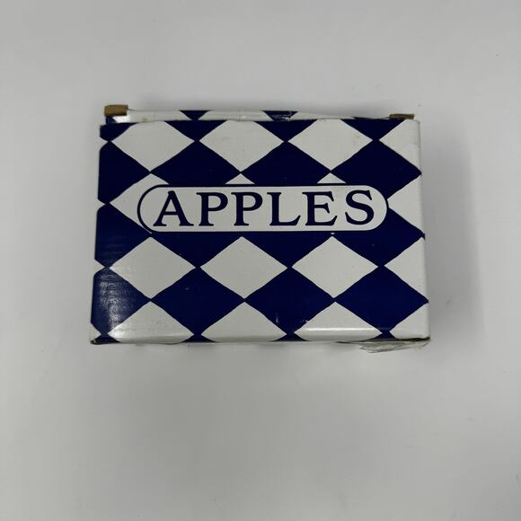 Vintage‎ Ganz Ceramic Apples in Basket with Salt & Pepper Shakers - Picture 2 of 8